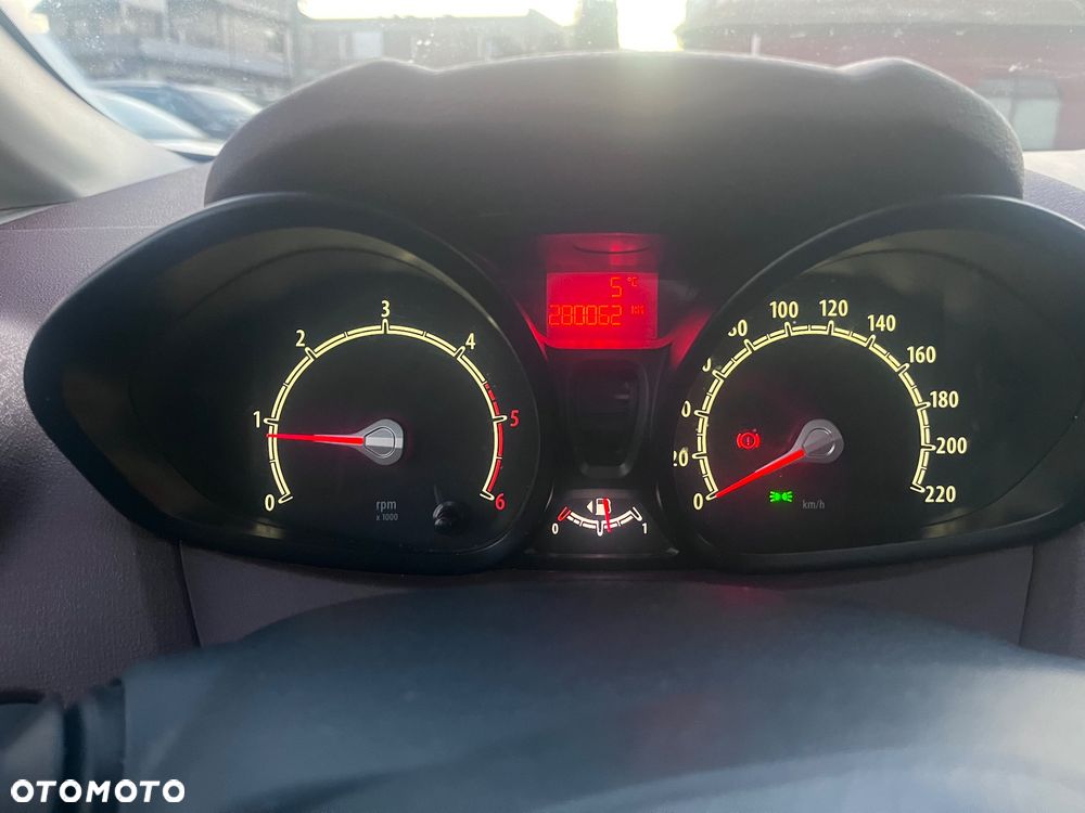 Ford Fiesta 1.6 TDCi Viva X - 9