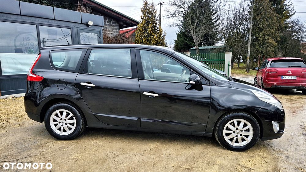 Renault Grand Scenic 2.0 16V 140 CVT Bose Edition - 10