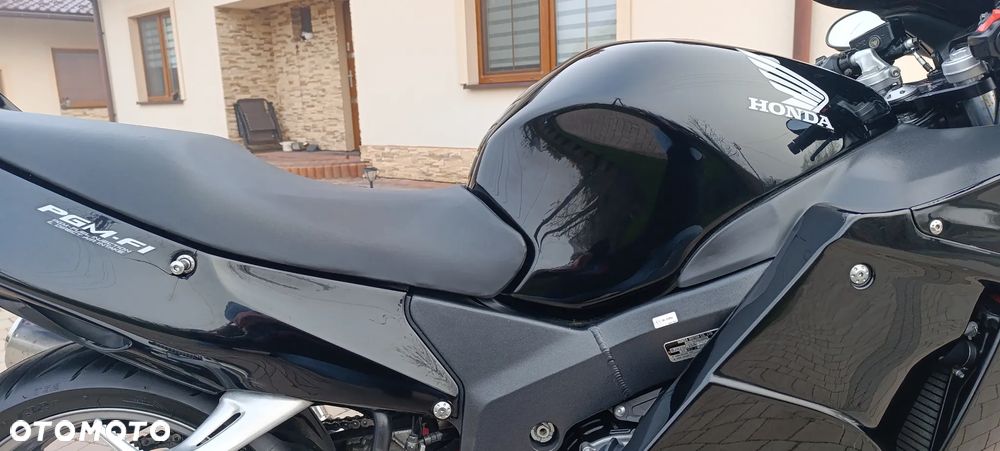 Kawasaki Ninja 1000 SX - 27