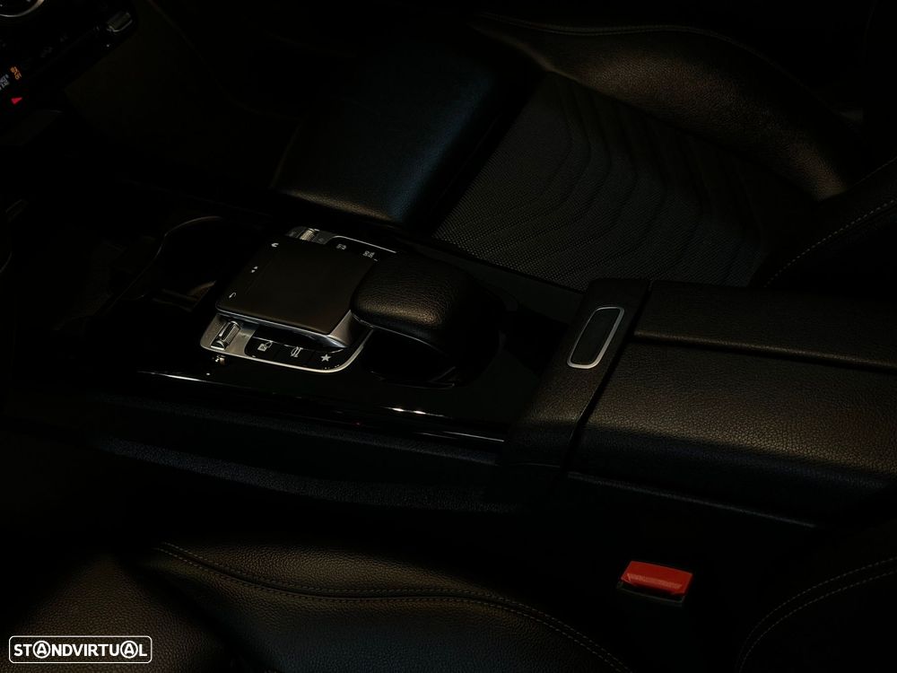 Mercedes-Benz A 180 d Style Plus Aut. - 25