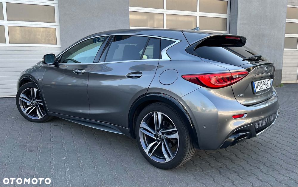 Infiniti Q30 2.2d Sport Tech AWD 7DCT - 13