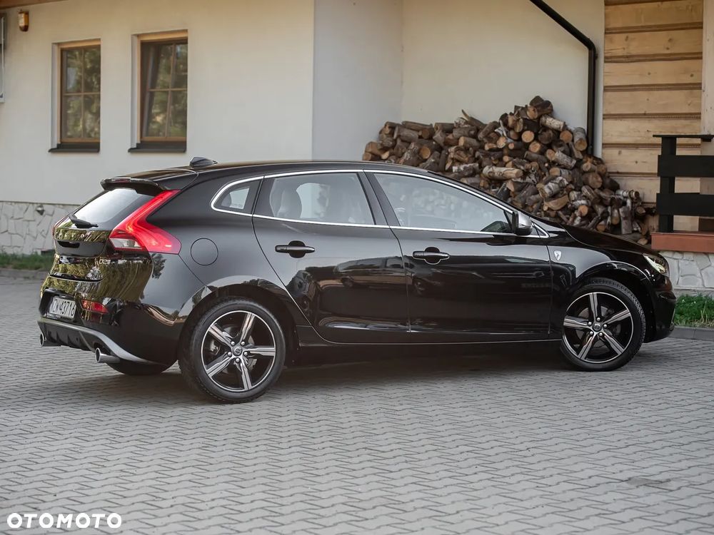 Volvo V40 D2 RDesign - 15
