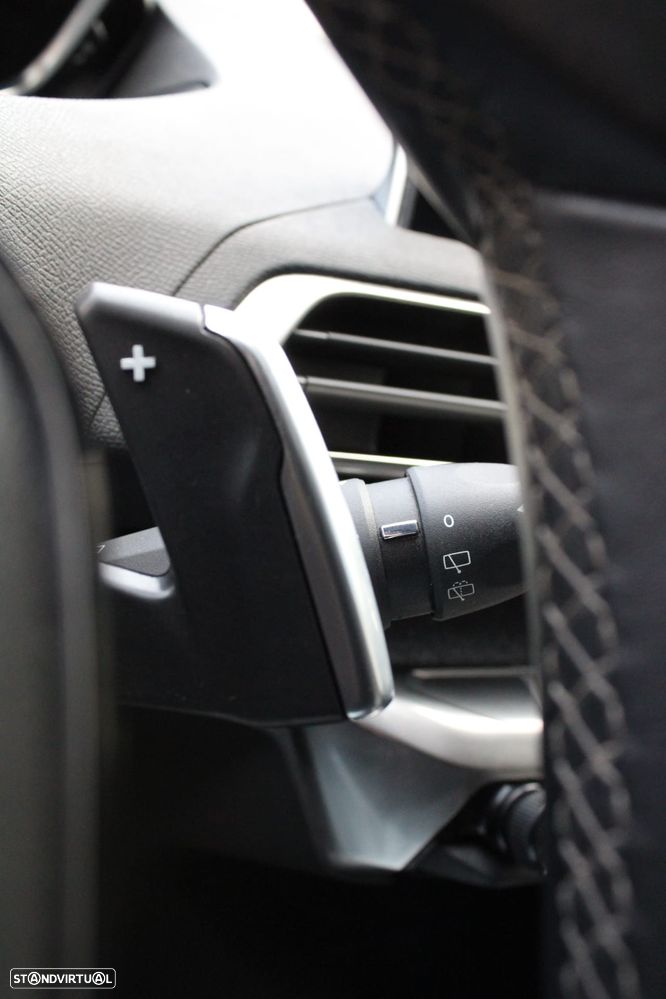 Peugeot 3008 PureTech 130 Stop & Start GPF EAT8 Allure - 13