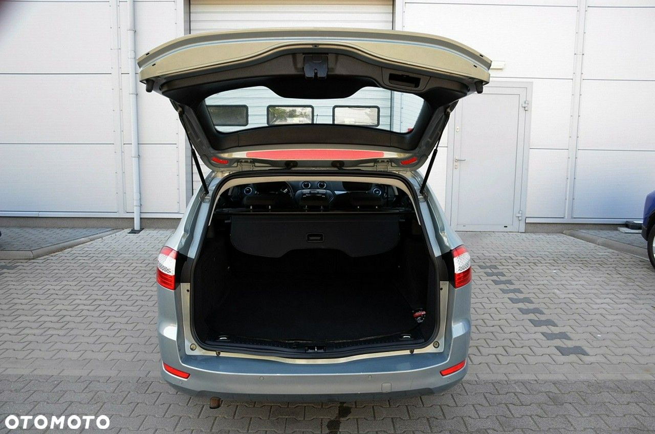 Ford Mondeo - 11