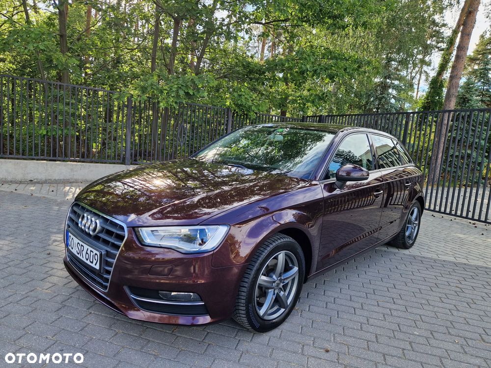 Audi A3 Sportback - 2