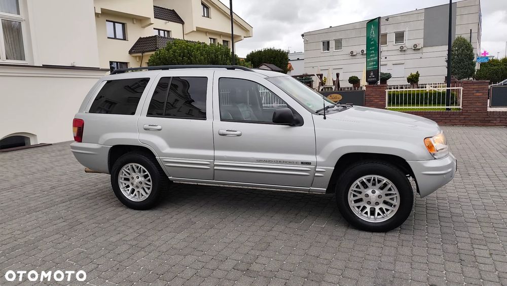 Jeep Grand Cherokee 4.7 Limited - 17