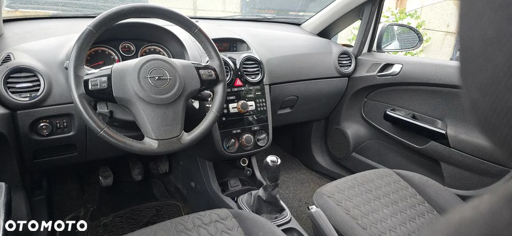 Opel Corsa 1.2 16V (ecoFLEX) Color Edition - 30