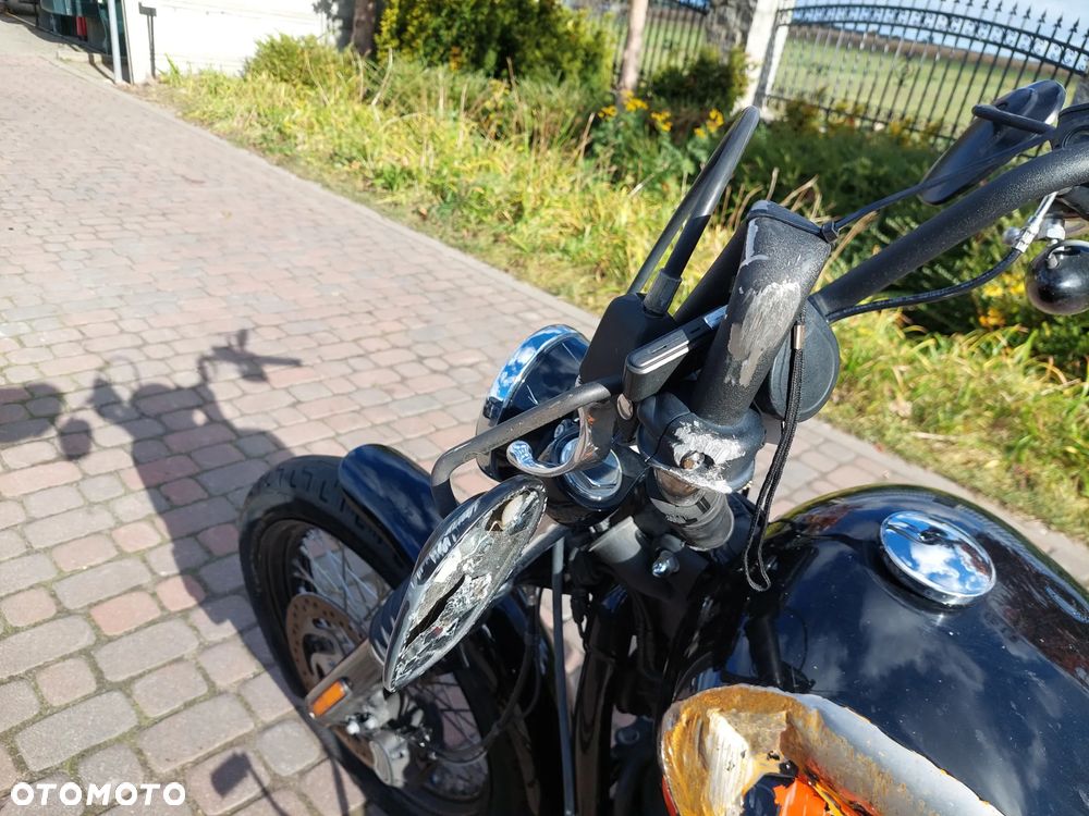 Harley-Davidson Softail Street Bob - 14