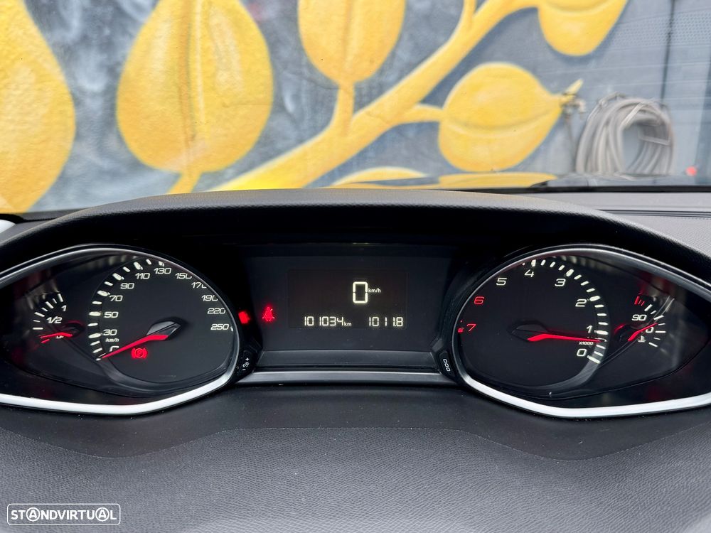 Peugeot 308 SW 1.2 PureTech Style J17 - 19