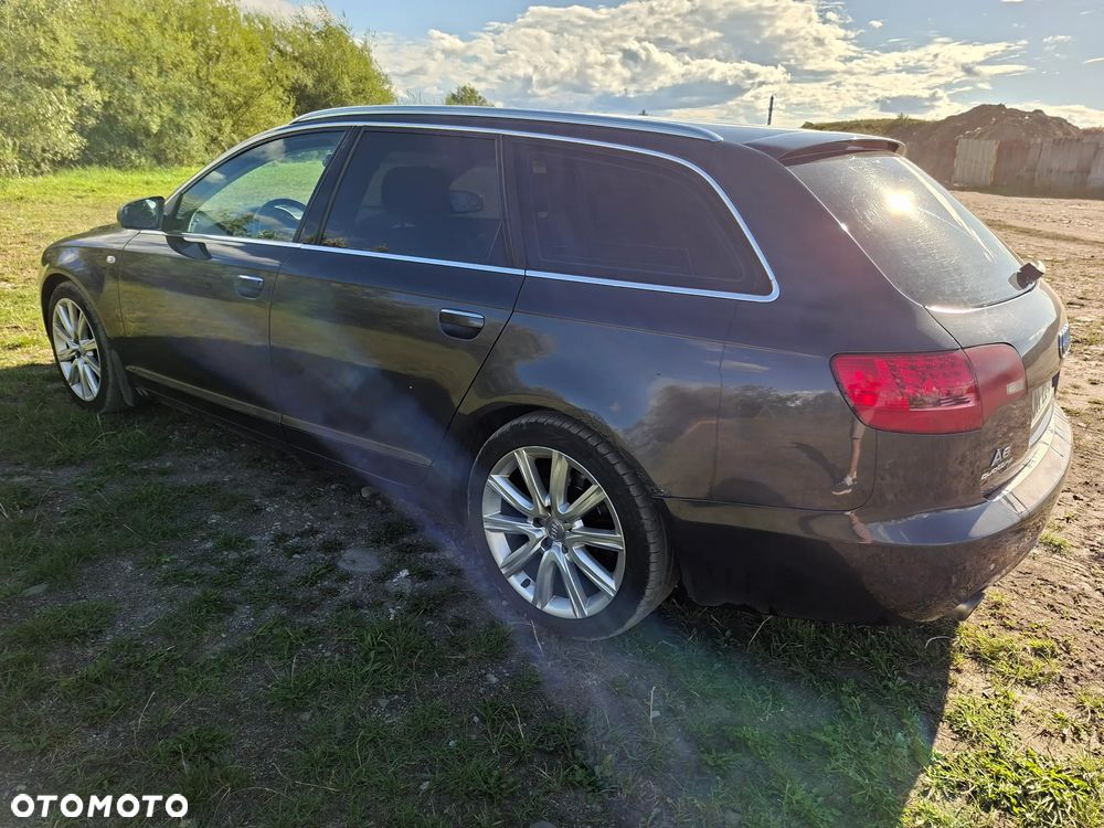 Audi A6 Avant 2.4 - 4