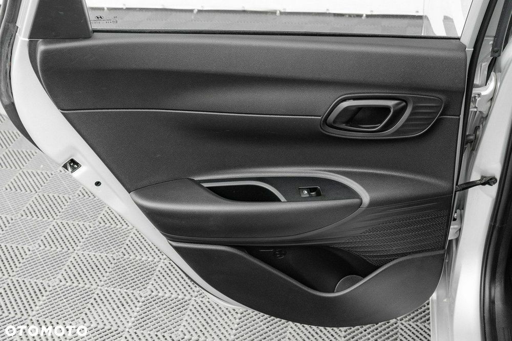 Hyundai i20 1.2 Pure - 16