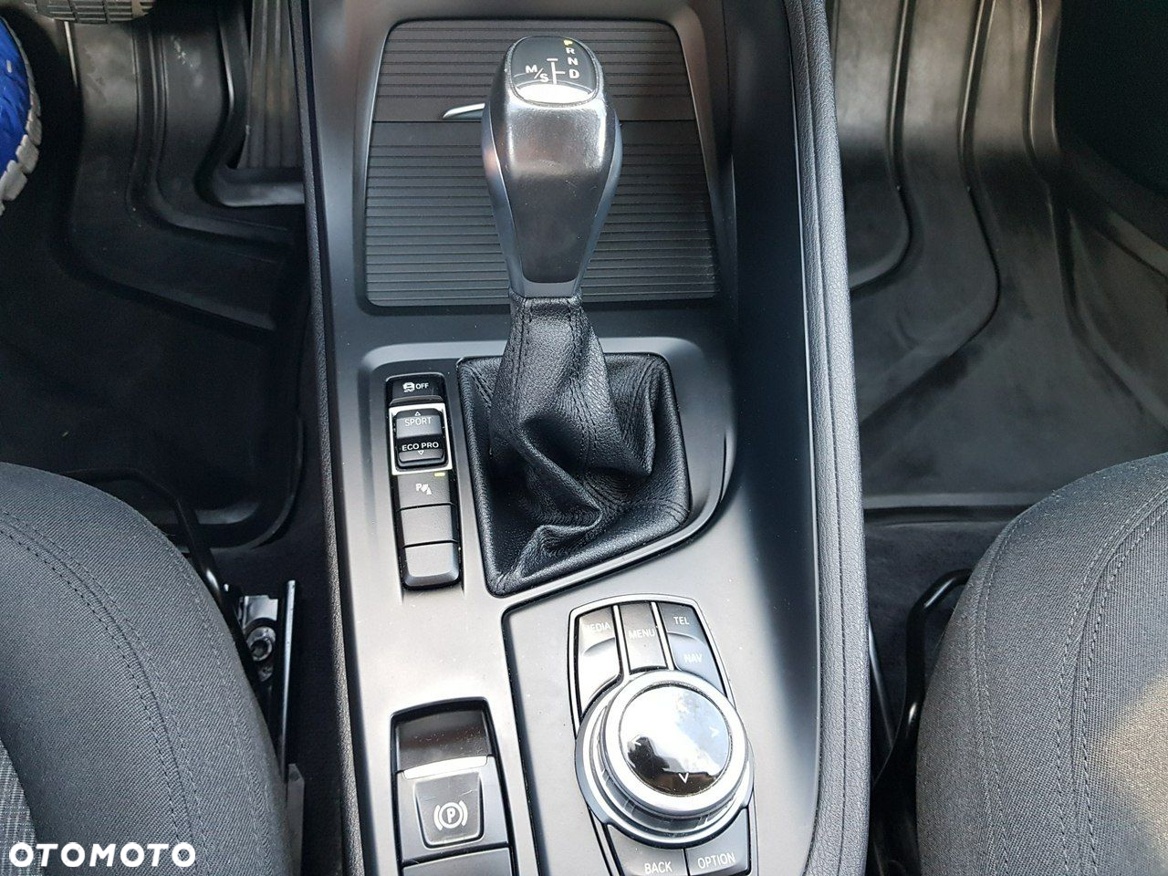BMW X1 sDrive18d Business Edition - 19