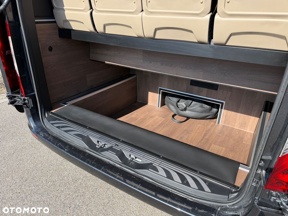 Mercedes-Benz Sprinter 519 - 13