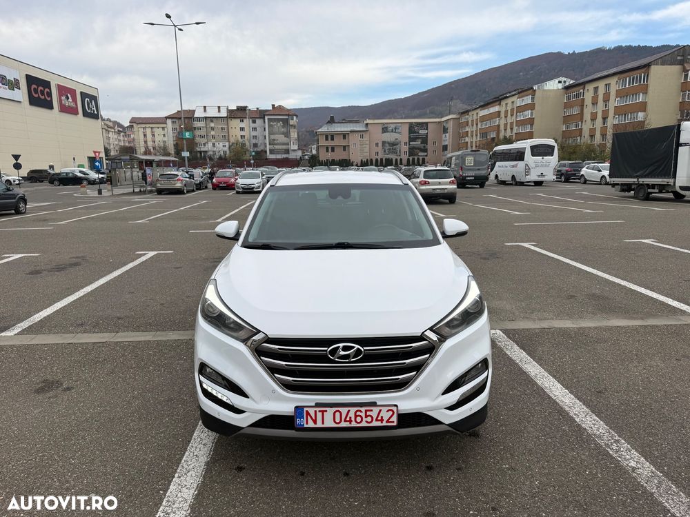Hyundai Tucson - 2