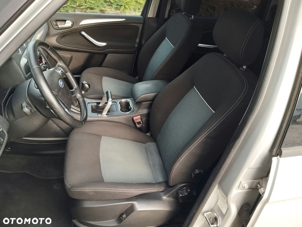 Ford Galaxy 2.0 TDCi Titanium - 11
