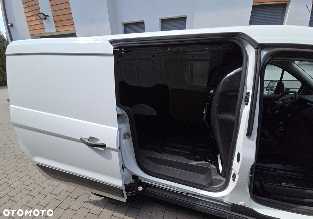 Ford Transit Connect - 9