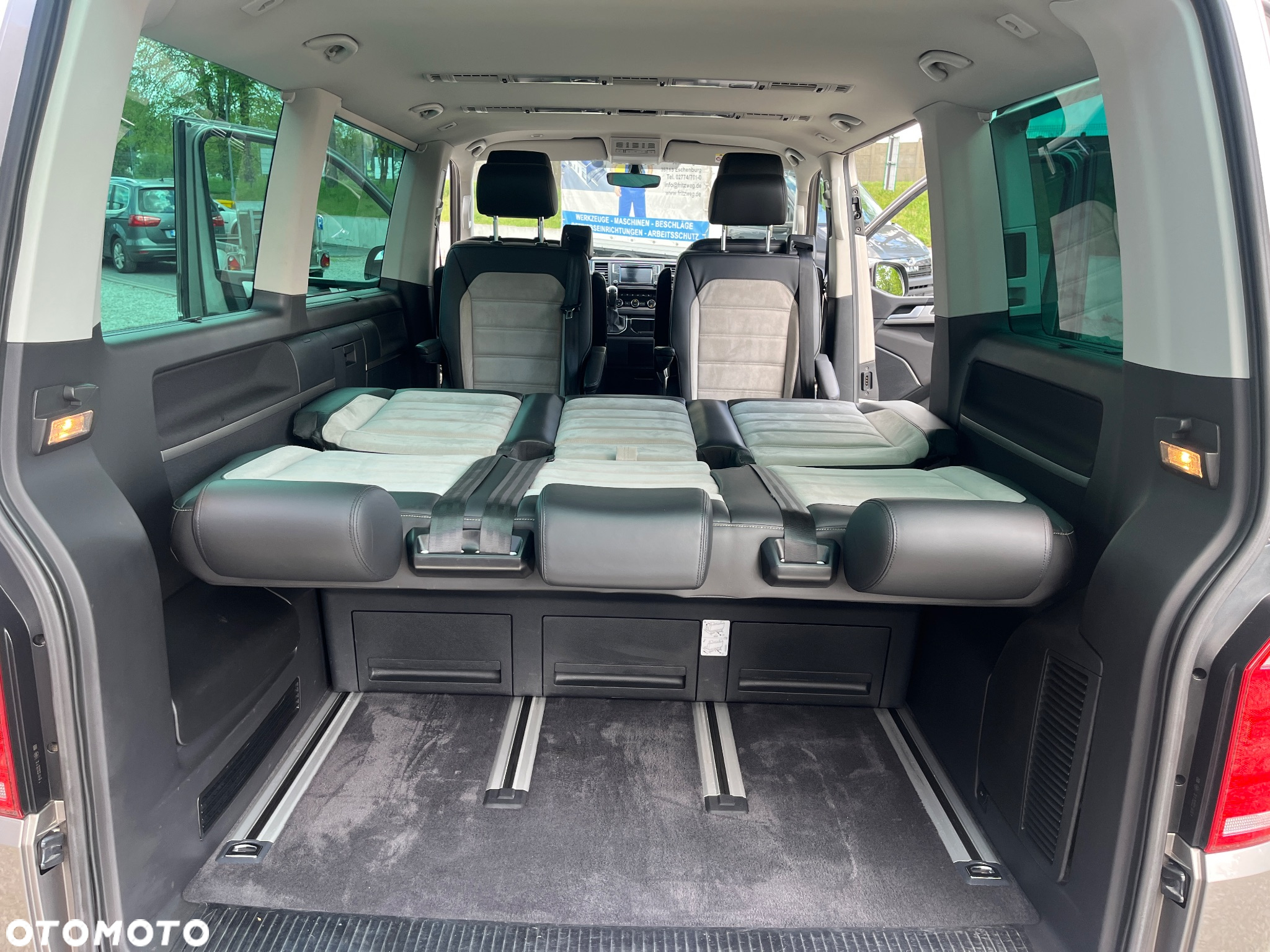 Volkswagen Multivan 2.0 BiTDI L1 Generation SIX 4Motion DSG - 28