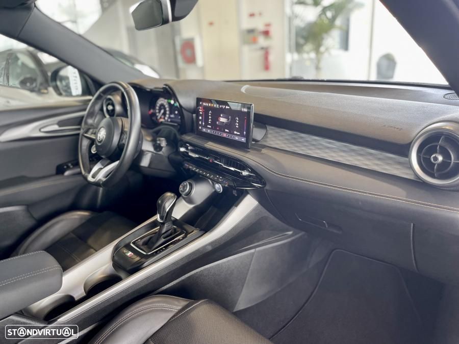 Alfa Romeo Tonale 1.5 Hybrid Intensa - 29