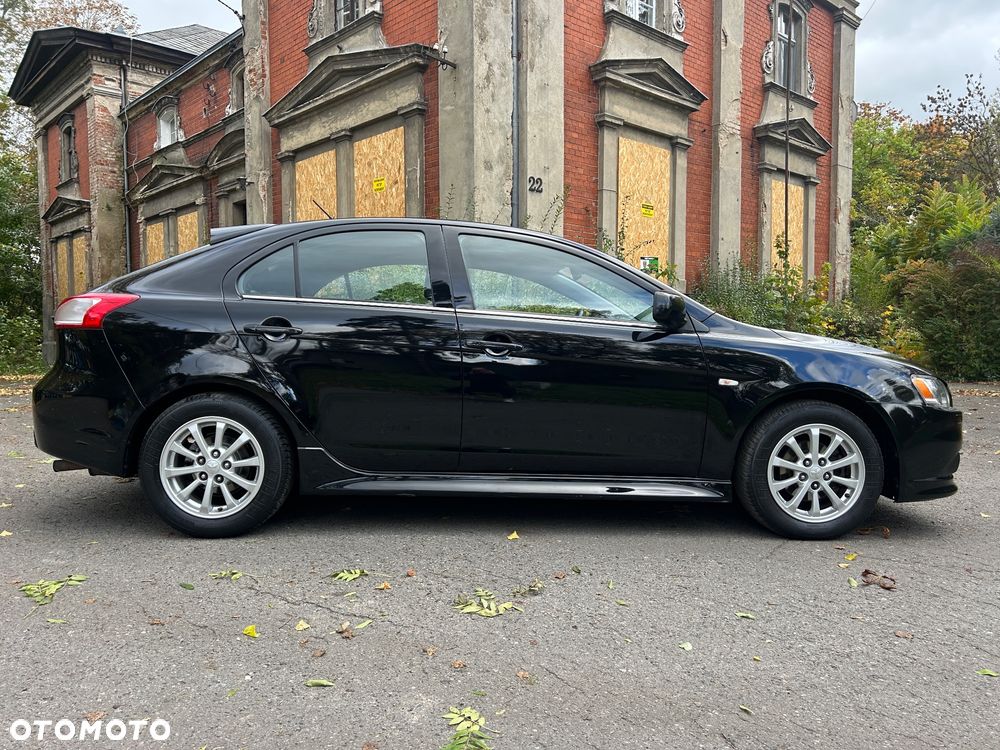 Mitsubishi Lancer 1.6 Invite - 8