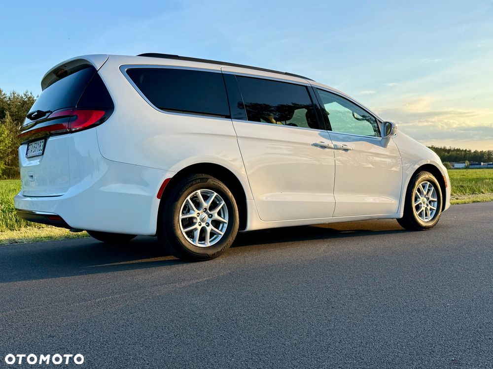 Chrysler Pacifica - 6