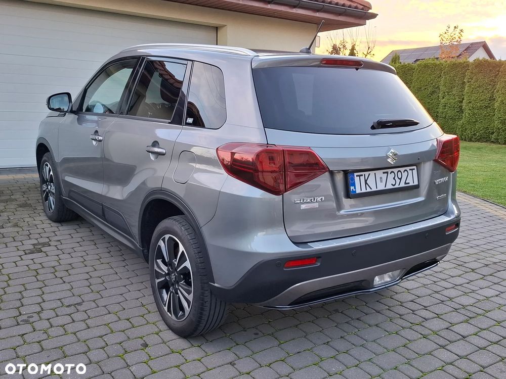 Suzuki Vitara 1.0 Boosterjet Premium 4WD - 32