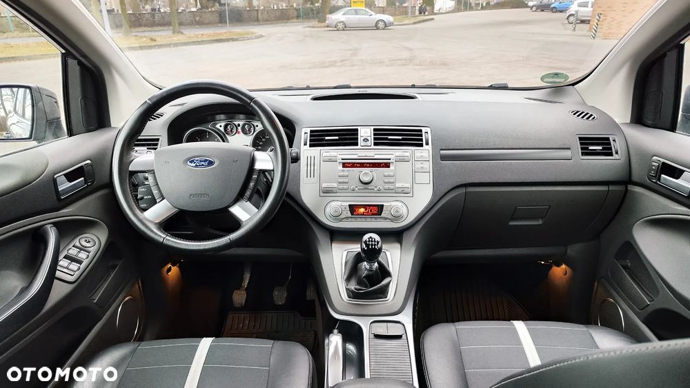 Ford Kuga 2.0 TDCi Titanium - 26