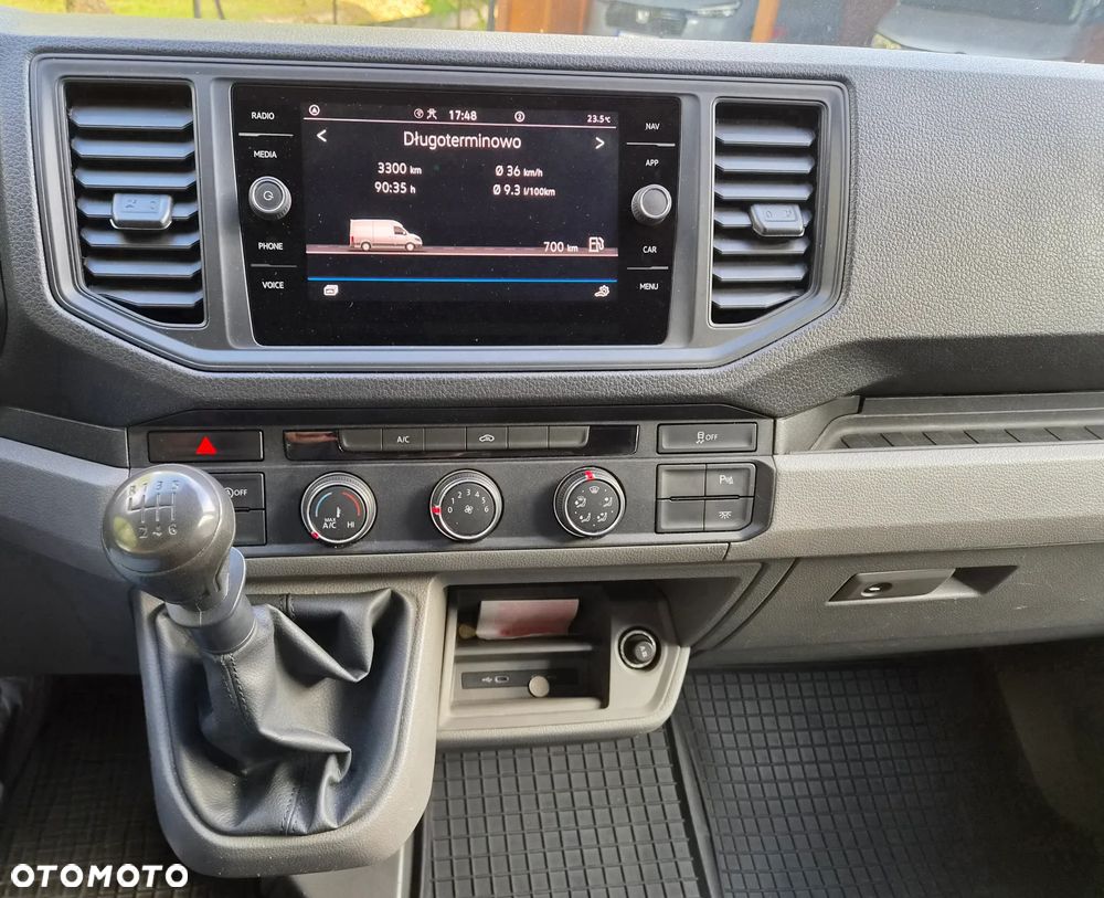 Volkswagen Crafter - 13
