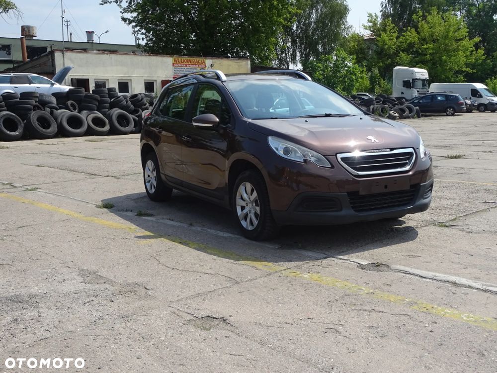 Peugeot 2008 1.2 Pure Tech Active EU6 - 10