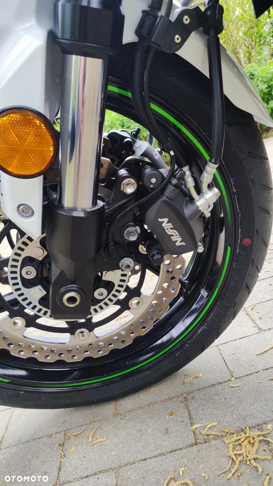 Kawasaki Versys 650 - 24