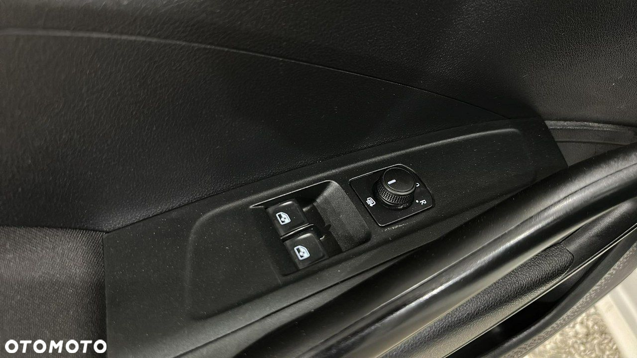 Skoda Fabia 1.0 Ambition - 13