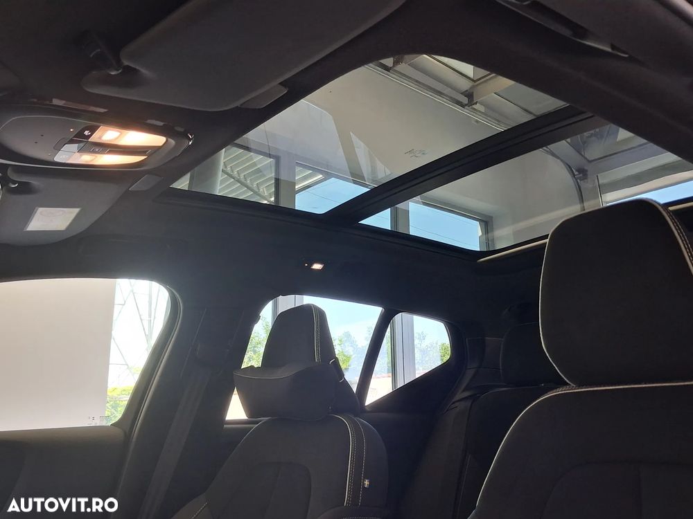 Volvo XC 40 B4 AT FWD MHEV Ultra Dark - 39