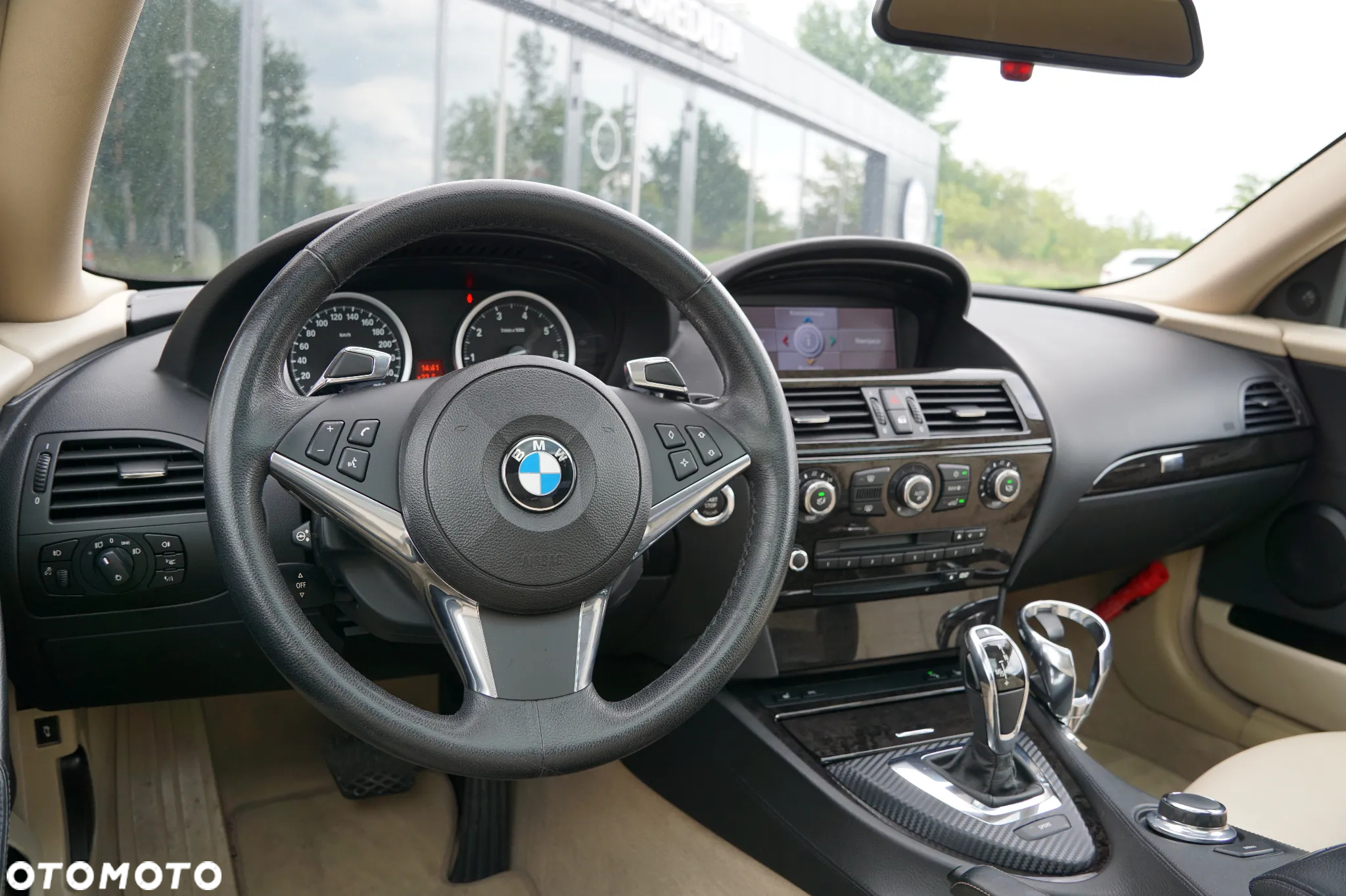 BMW Seria 6 650 i - 33