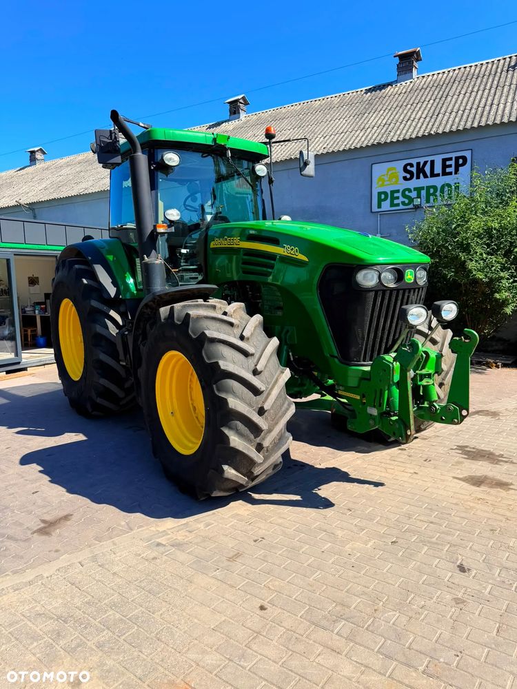 John Deere 7920 - 6