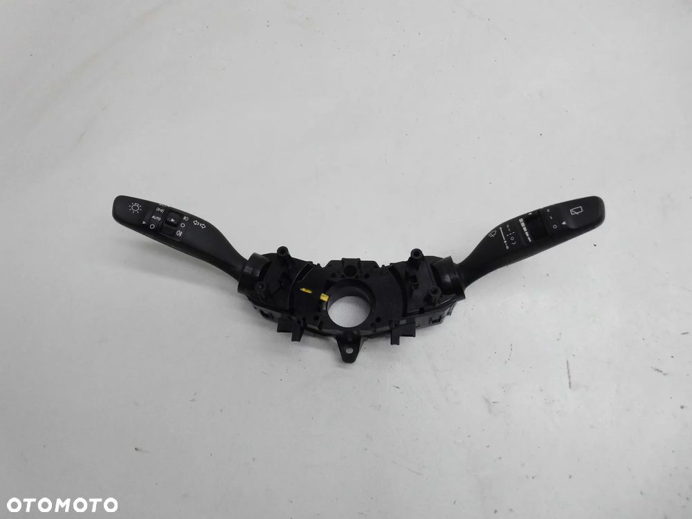 PRZEŁĄCZNIK ZESPOLONY WYCIERACZEK KIERUNOWSKAZÓW 93403C8951 HYUNDAI I20 II LIFT 2015-2020r. ORYGINAŁ