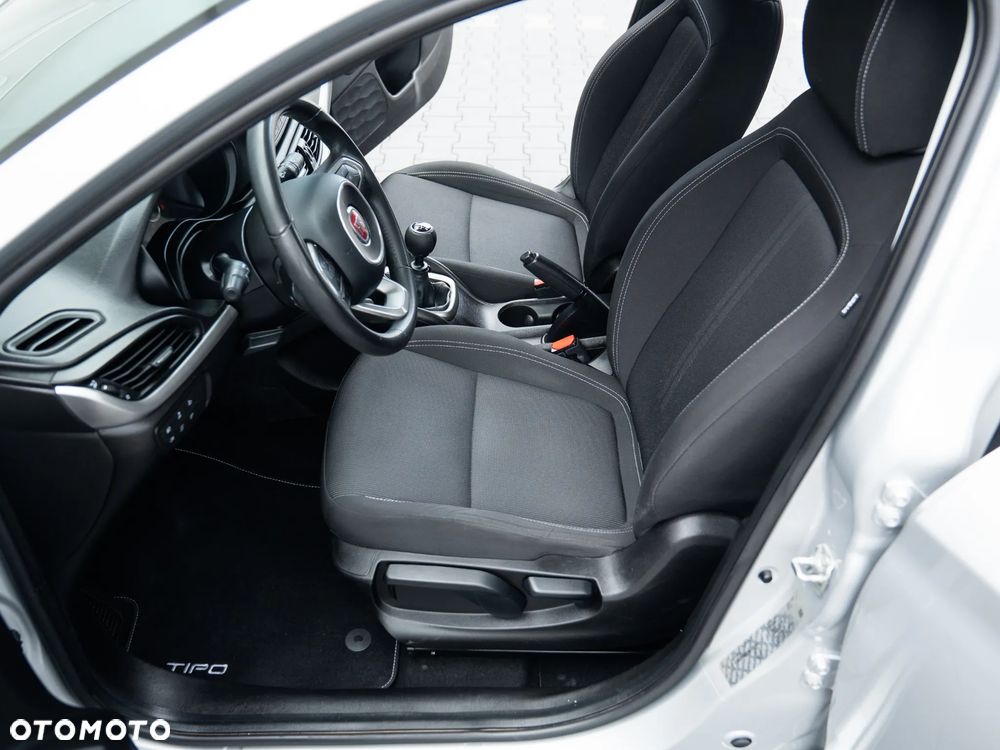 Fiat Tipo 1.4 T-Jet Lounge - 19