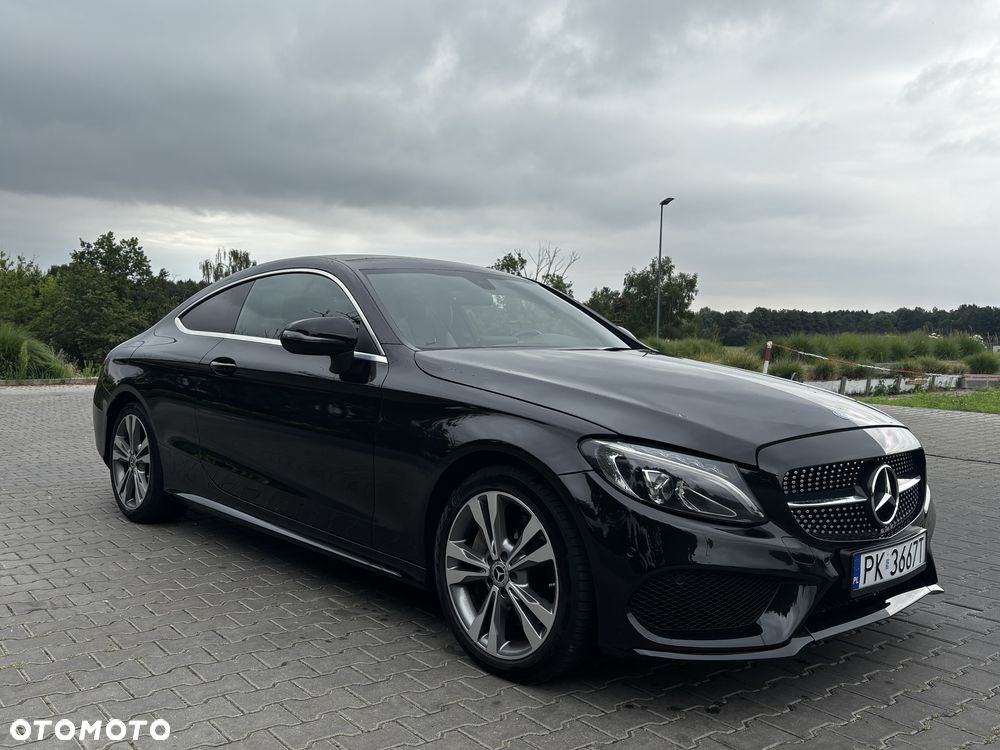 Mercedes-Benz Klasa C 300 7G-TRONIC Edition 1 - 14