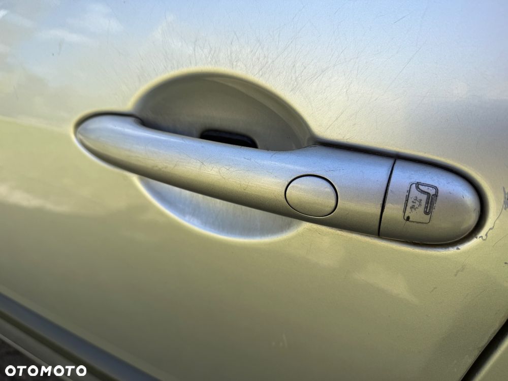 Renault Scenic 1.5 dCi Emotion - 14