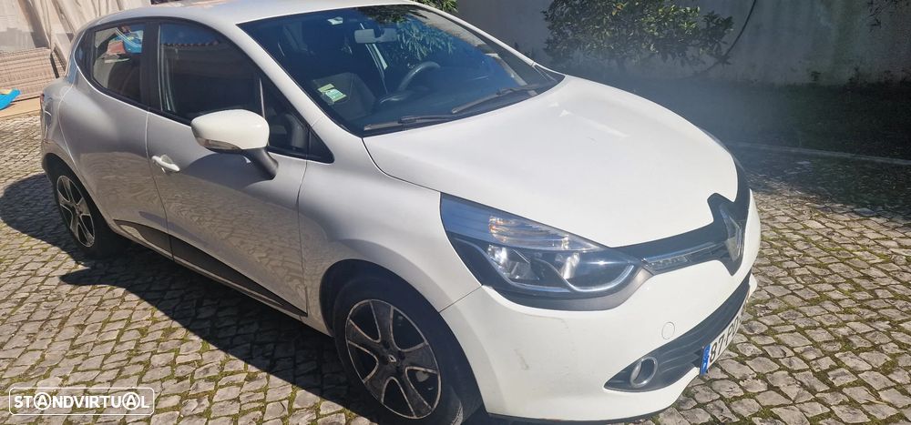 Renault Clio - 20