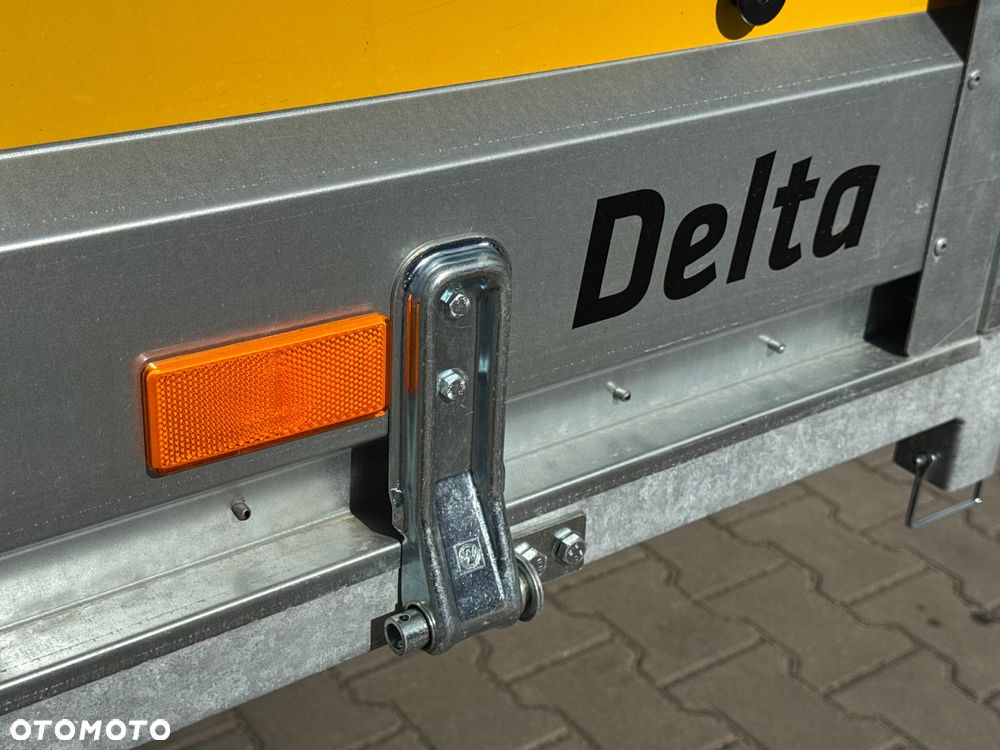 Carro Delta D2615 - 8