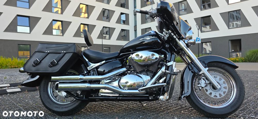 Suzuki Intruder - 10