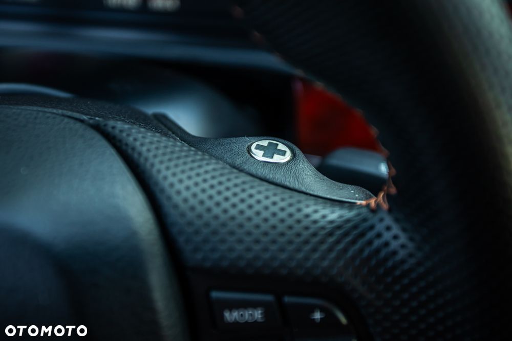BMW-ALPINA B7 Bi-Turbo Switch-Tronic Allrad Langversion - 32