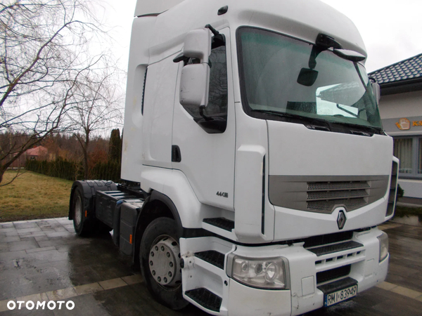 Renault Premium