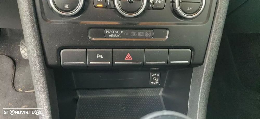 VW New Beetle 1.6 TDi Design - 38