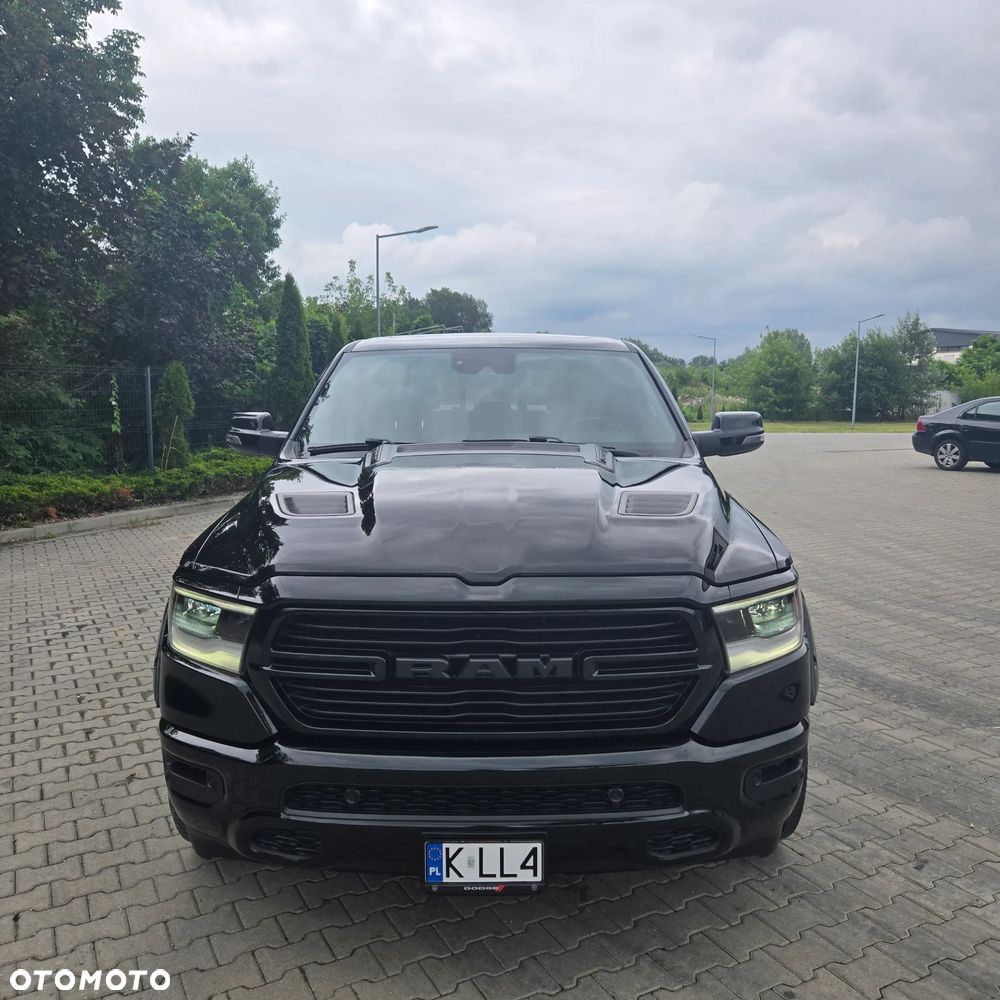 RAM 1500 Crew Cab Sport - 2