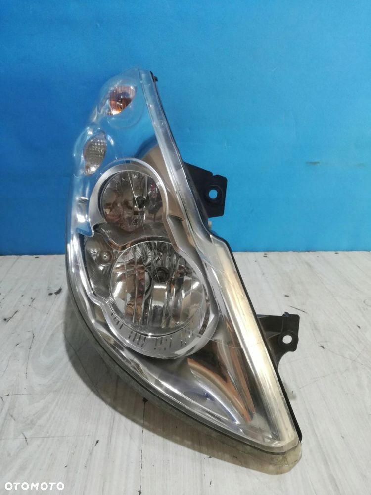 Renault Master III Opel Movano B lampa reflektor prawa Anglik 10/19r - 1