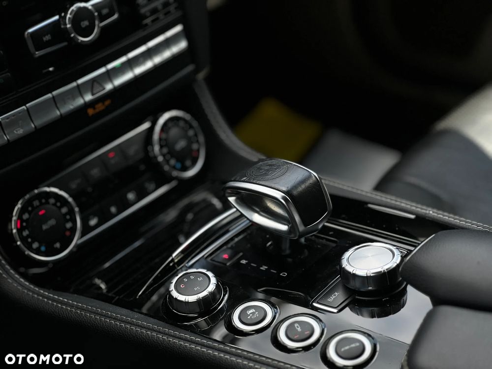 Mercedes-Benz CLS - 26