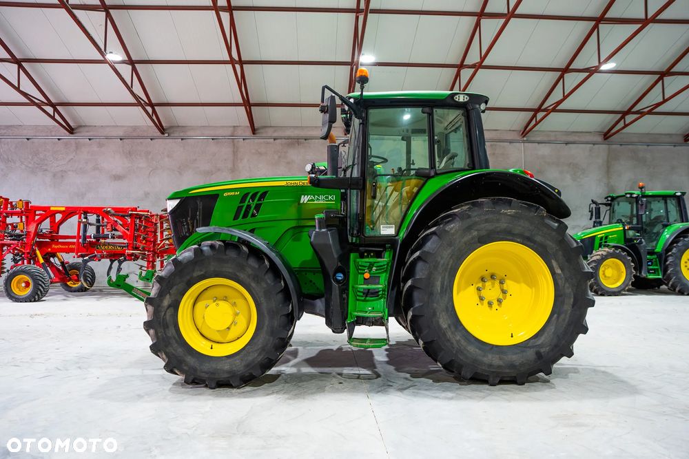 John Deere 6195M - 1