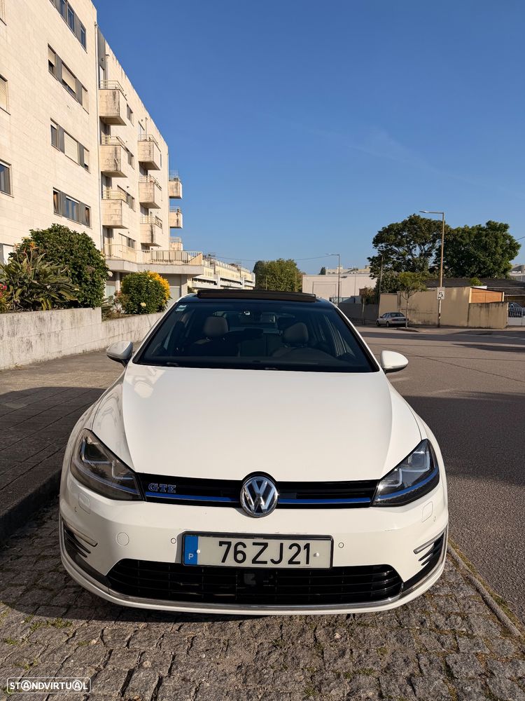 VW Golf - 1