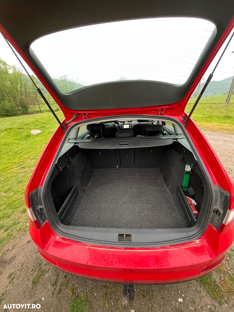 Skoda Octavia 2.0 TDI DSG Drive - 6