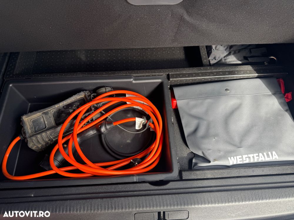 Peugeot 3008 225 e-EAT8 GT - 25